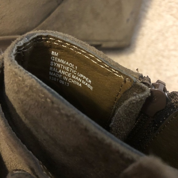 Nine Weet Size 8 Booties. - Picture 5 of 8